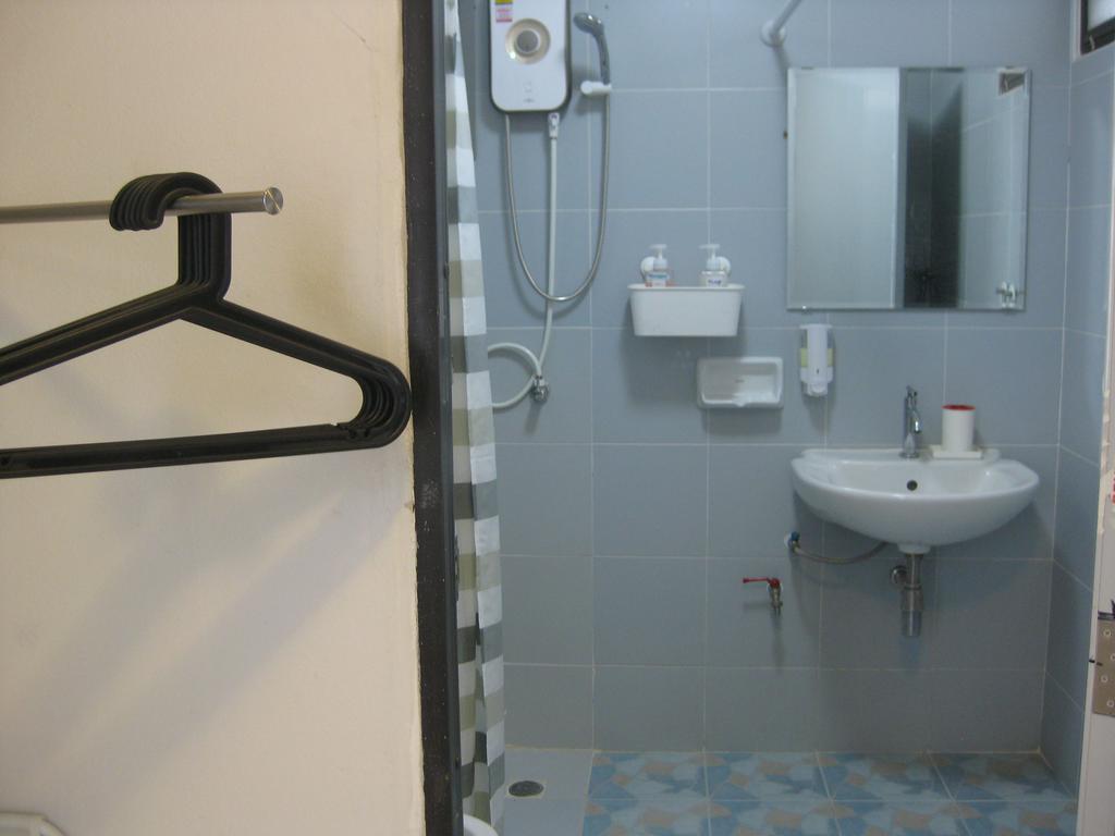 Rest 3 Hostel กรุงเทพมหานคร ภายนอก รูปภาพ