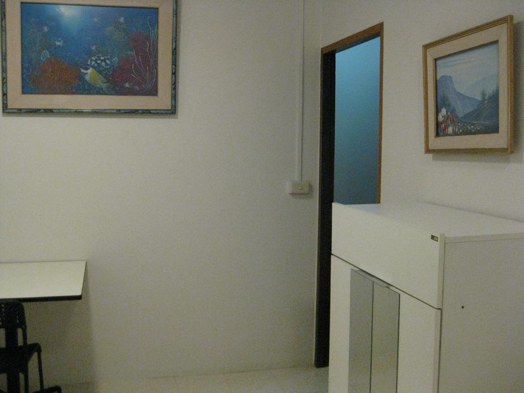 Rest 3 Hostel กรุงเทพมหานคร ภายนอก รูปภาพ